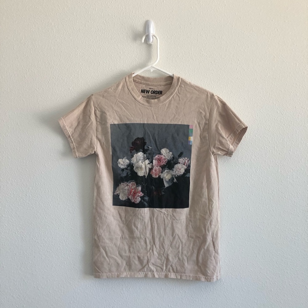 Beige Floral Graphic Tee 100% Cotton